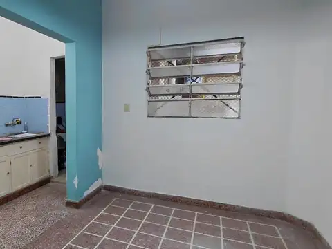 Depto Tipo Casa en Alquiler 40 años