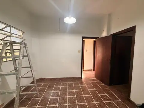Depto Tipo Casa en Alquiler en Lomas de Zamora, $ 500.000