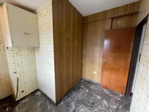 Departamento 2 Ambientes con Balcón Lateral en Balvanera