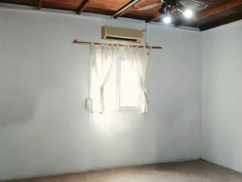 Depto Tipo Casa en Venta en Villa Ballester, USD 75.000