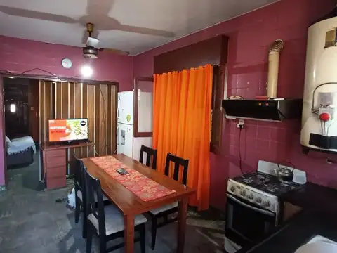 Casa 3 ambientes con 1 baño