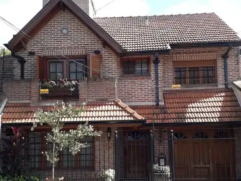 Casa  en Venta ubicado en Bernal Oeste, Bernal, Quilmes - SVN0164_LP583950_1