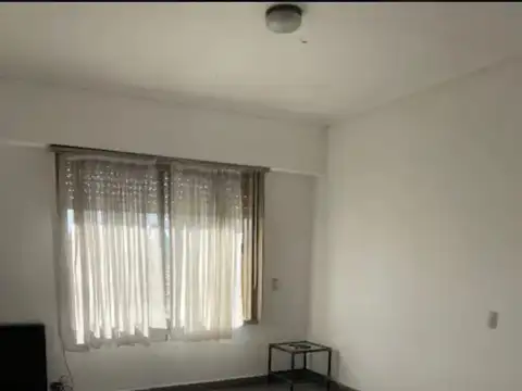 Depto Tipo Casa en Venta 50 años