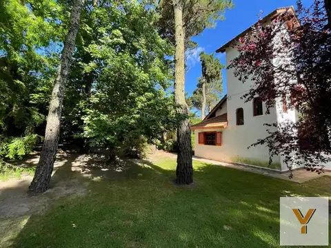 Casa en Venta en Carilo, USD 119.000