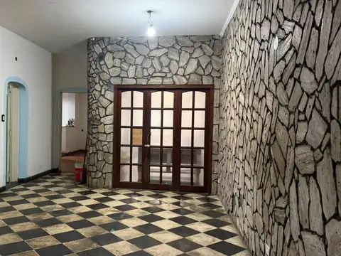 Casa en Alquiler 50 años