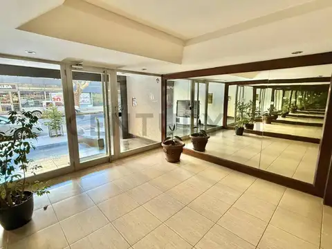 Buenos Aires 2300, Piso 7