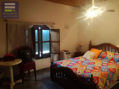 Casa 7 ambientes con 4 baños