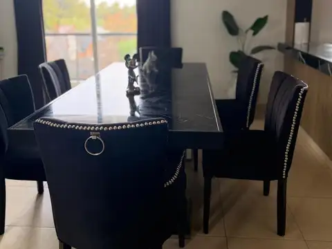 Departamento en Venta en Confluencia, USD 210.000