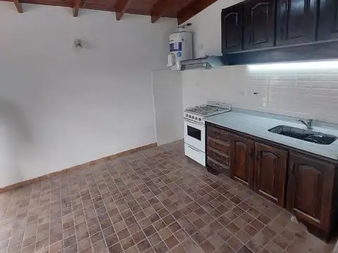 Depto Tipo Casa en Alquiler de Monoambiente