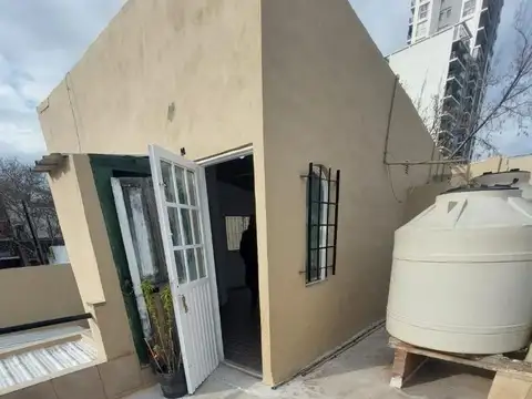 Depto Tipo Casa en Alquiler en Lomas de Zamora, $ 550.000