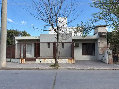 VENTA CASA EMPALME 2 DORM. COMODA Y FUNCIONAL