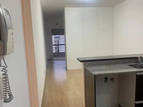 Departamento en Alquiler en Villa Pueyrredon, $ 650.000