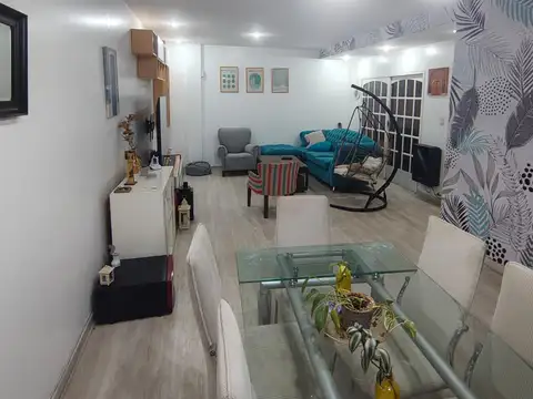 Depto Tipo Casa en Venta de 4 ambientes