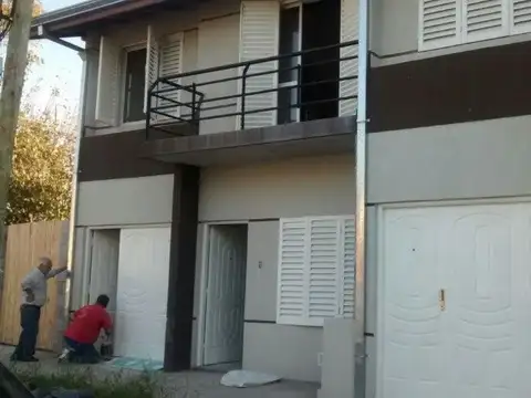 Casa  en Venta ubicado en Quilmes Oeste, Quilmes, G.B.A. Zona Sur - SVN0976_LP584769_1