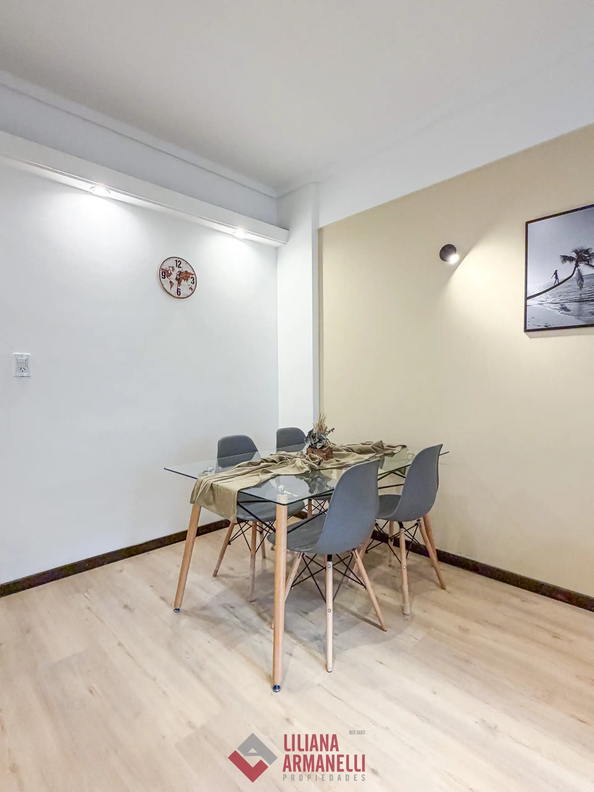 Depto 2 amb con dependencia, 43m² — Plaza Colón
