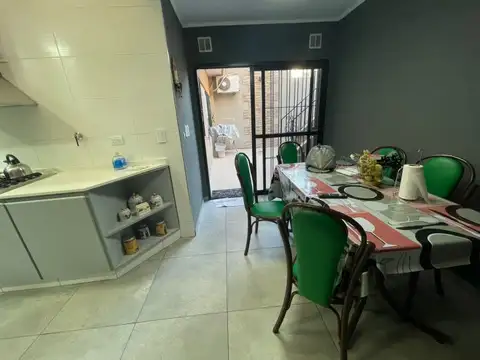 Departamento 4 ambientes con 4 baños