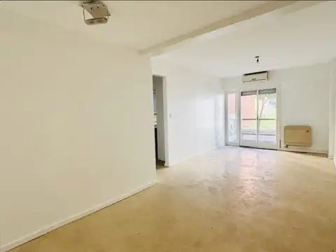 REPUBLICA DE LA INDIA 3000, Piso 3