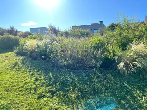 Puertos del lago barrio acacias , Piso 0
