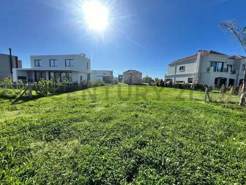 Lote en Puertos del Lago Acepta PERMUTA