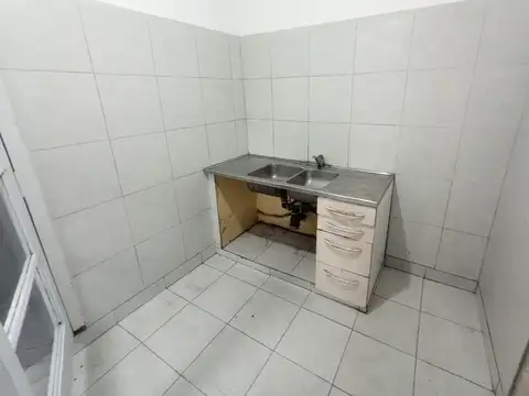 Galpon en Venta en Sarandi, USD 95.000