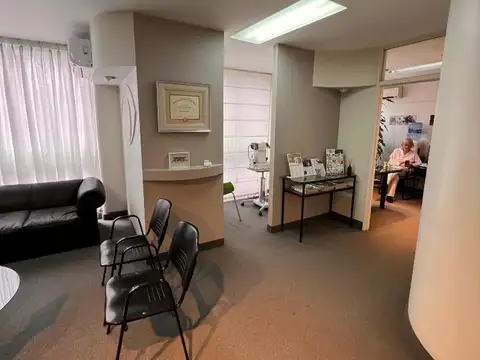 Oficina en Alquiler 40 años