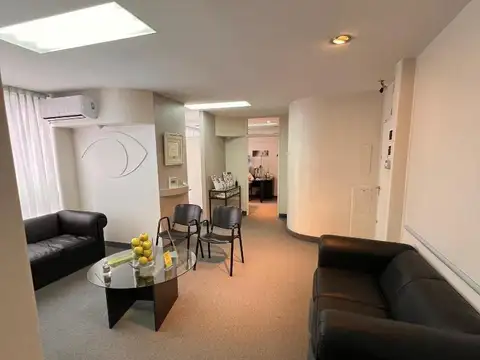 Cuidad de la Paz 2506 , Piso 1