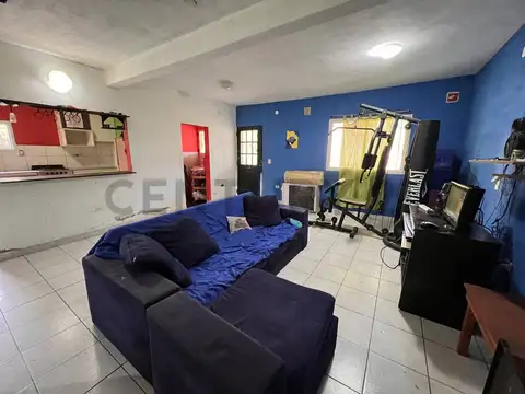Ramon Cabot 900, Piso 0