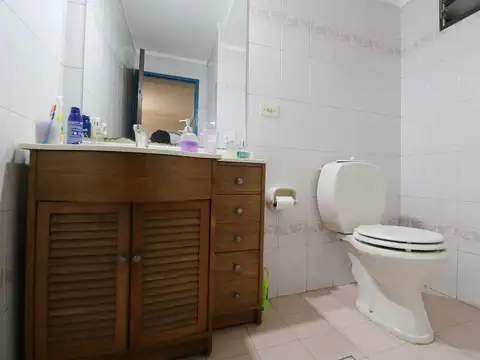 VENTA CASA CASEROS CENTRO APTO CREDTIO