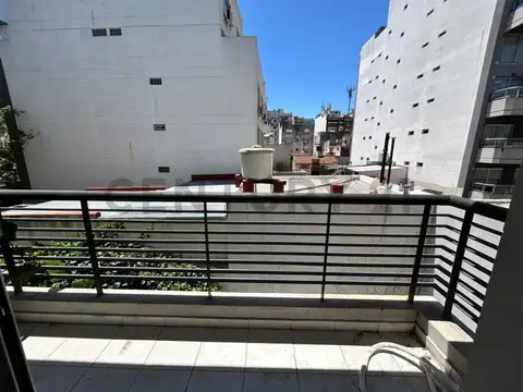 Departamento 3 ambientes en venta en Caballito