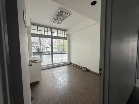 Oficina en Venta 31 años