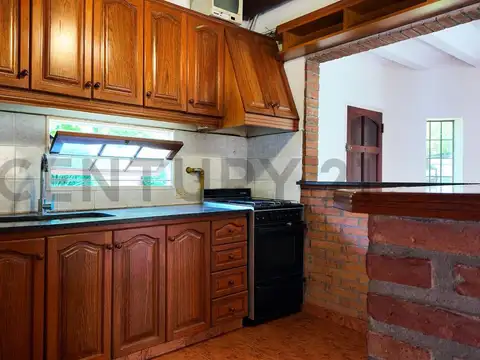Casa 4 ambientes con 3 baños