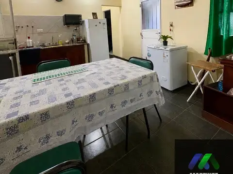 Casa 3 ambientes con 1 baño