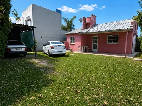 Casa en venta c/ cochera en Pueblo General Belgrano