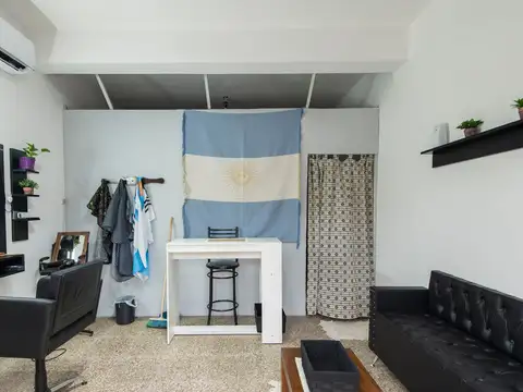 Local en Venta en Bernal, USD 125.000