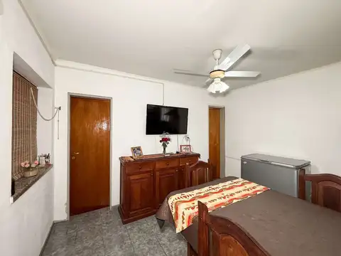 Depto Tipo Casa en Venta 40 años
