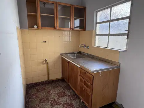 Depto Tipo Casa en Venta 40 años