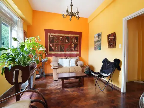Depto Tipo Casa en Venta de 5 ambientes