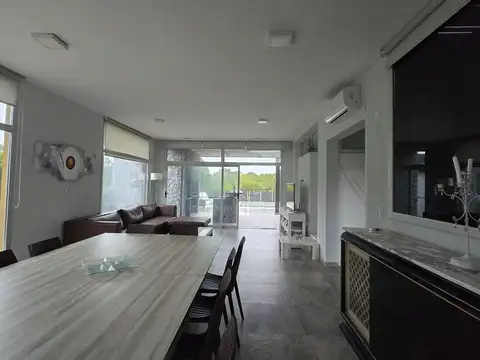 Casa en Venta en Barrio Residencial 1, USD 205.000