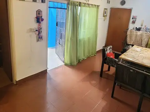 Buenos Aires 4400, Piso 0