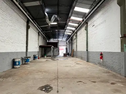 Galpon en Alquiler 9  mts Frente