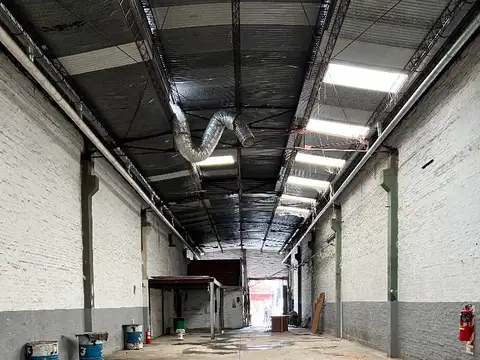 Depósito en alquiler, a metros de Panamericana