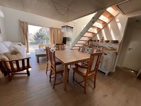 Departamento 6 ambientes con 3 baños