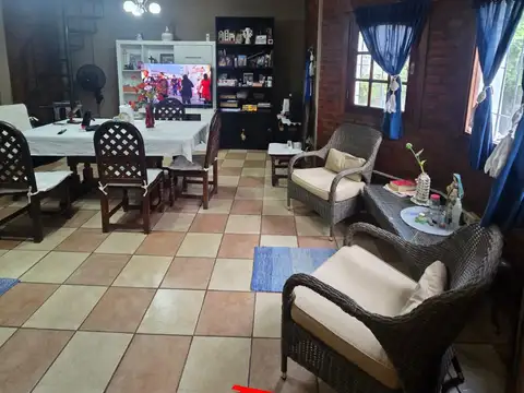 Casa en Venta con 1 cochera