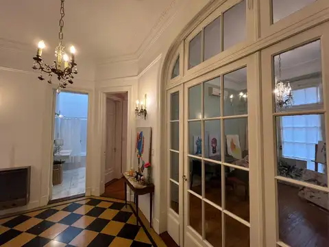 DEPTO ESTILO FRANCES 5 AMBIENTES, HERMOSO 