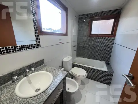Departamento en Venta con 7 cochera