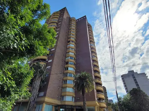 Maestro Ángel D Elía 1200