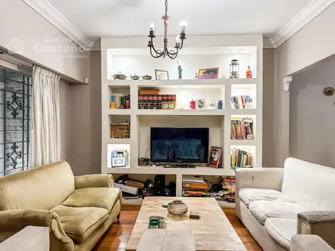 Casa 5 ambientes con 3 baños