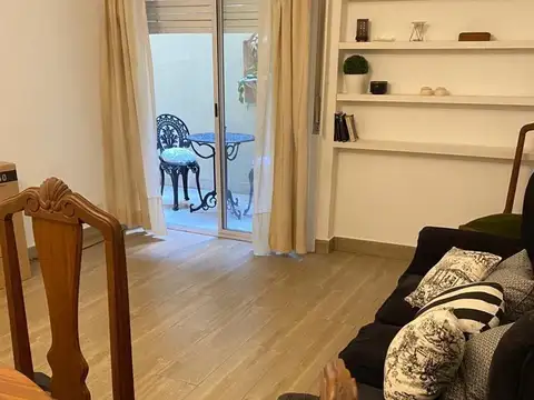 RECOLETA: Alquiler Temporario Departamento 3 ambientes de categoría