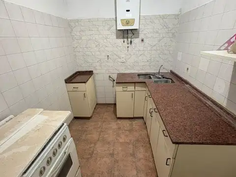 PH 2 AMBIENTES EN ALQUILER – SÁENZ PEÑA – PATIO Y TERRAZA – SIN EXPENSAS