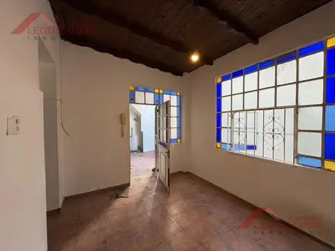 Depto Tipo Casa en Alquiler 60 años